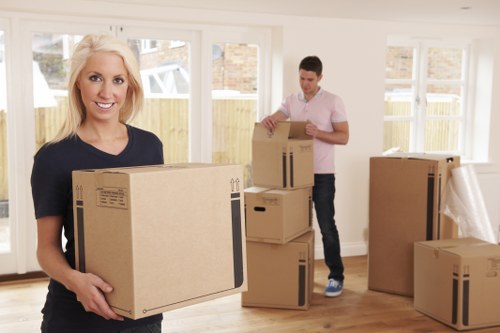 Cubic-yard estimate for furniture and boxes in a van