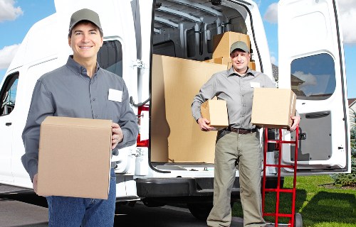 Removal van serving Docklands streets with apartment access considerations