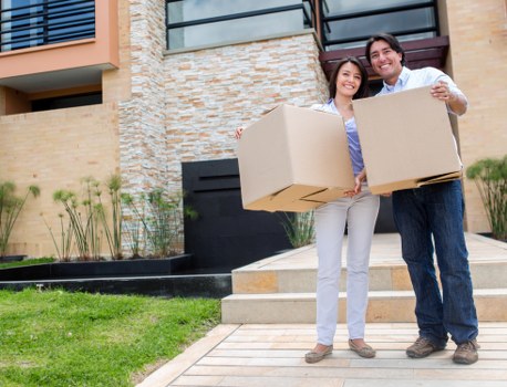 Careful packing of household items for a Docklands relocation